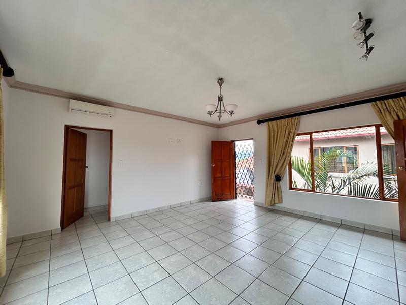 5 Bedroom Property for Sale in Birdwood Estate North West